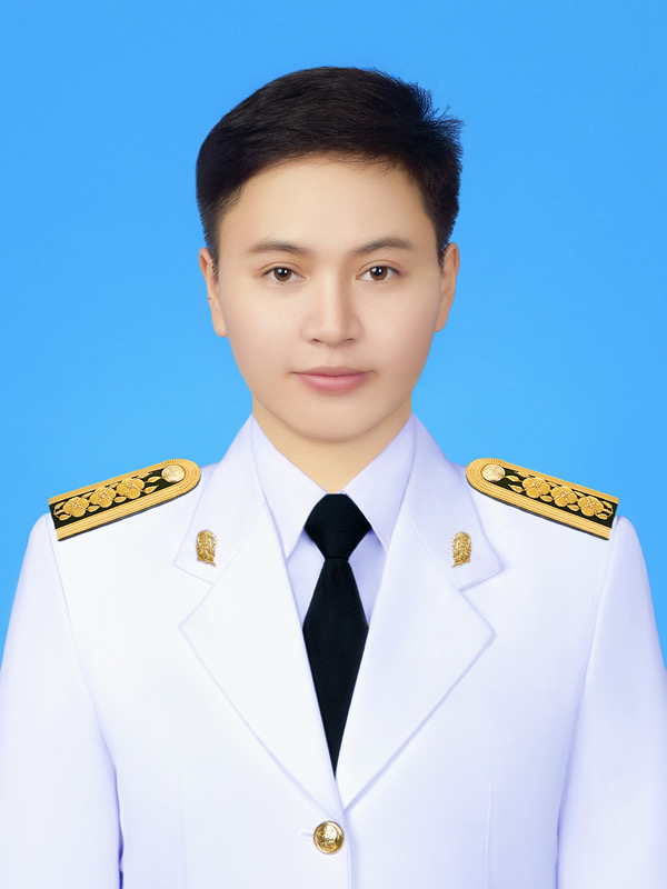 นางสาวชฎาพร ทุมไมล์