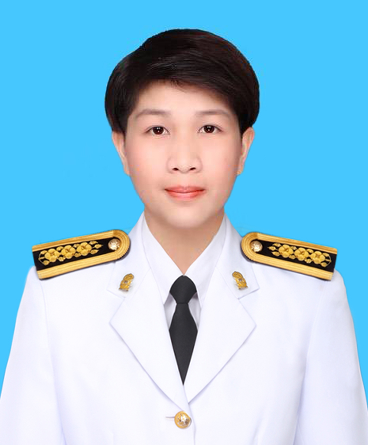 นางสาวนิโลบล  เตียนมีผล